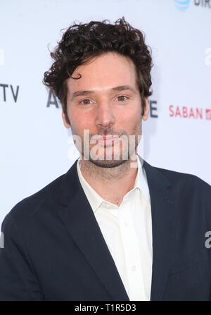 Los Angeles, CA, USA. Mar 27, 2019. Jonathan Saban, au Los Angeles Projection spéciale de Saban Film un justicier du Vista Theatre de Los Angeles, Californie le 27 mars 2019. Credit : Faye Sadou/media/Alamy Punch Live News Banque D'Images