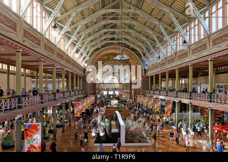 Melbourne, Australie. 28 mars 2019. Le Grand Hall du Royal Exhibition Building qui est l'hôte avec le Carlton Gardens the 2019 Melbourne International Flower and Garden Show. L'événement offre les meilleurs talents à partir de fleurs et paysages de l'Australie et du monde entier aux côtés et une vaste gamme de produits de détail le jardin. Crédit : Steven Sklifas/Alamy Live News Banque D'Images