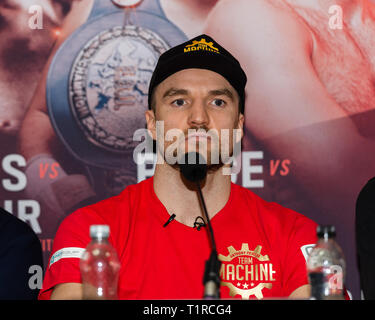 Liverpool, Royaume-Uni. 28 mars, 2019. Anthony Fowler (à gauche) au cours de Liam Smith vs Sam Eggington Dernière conférence de presse à la Cunard Building le jeudi 28 mars 2019. LIVERPOOL, en Angleterre. (Usage éditorial uniquement, licence requise pour un usage commercial. Aucune utilisation de pari, de jeux ou d'un seul club/ligue/dvd publications.) Crédit : Taka G Wu/Alamy News Banque D'Images