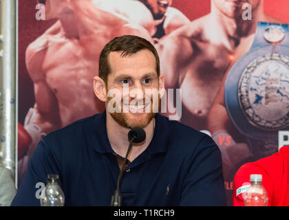 Liverpool, Royaume-Uni. 28 mars, 2019. David Price et Anthony Fowler au cours de Liam Smith vs Sam Eggington Dernière conférence de presse à la Cunard Building le jeudi 28 mars 2019. LIVERPOOL, en Angleterre. (Usage éditorial uniquement, licence requise pour un usage commercial. Aucune utilisation de pari, de jeux ou d'un seul club/ligue/dvd publications.) Crédit : Taka G Wu/Alamy News Banque D'Images