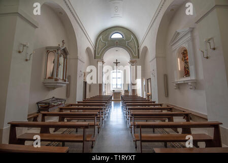 ALBEROBELLO, dans les Pouilles, Italie - à l'intérieur intérieur de l'église de Santa Lucia (Chiesa Rettoria Succursale Oratorio del SS.Sacramento e S. Lucia) Banque D'Images