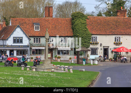 Village Finchingfield High Street, Essex, Angleterre, RU, FR Banque D'Images