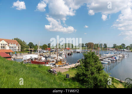 Port, Kirchdorf, l'île de Poel, Mecklembourg-Poméranie-Occidentale, Allemagne Banque D'Images