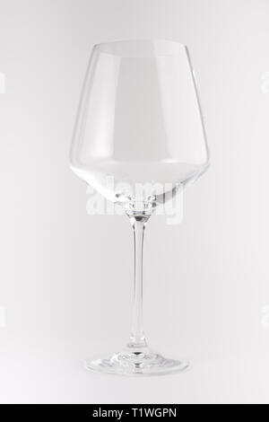 Wineglass, isolated on white Banque D'Images