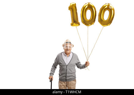 Senior man holding a nombre d'or centaines balloon isolé sur fond blanc Banque D'Images