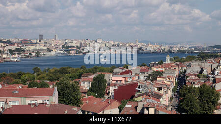 Halic (Golden Horne) du quartier de Balat à Istanbul, Turquie. Banque D'Images