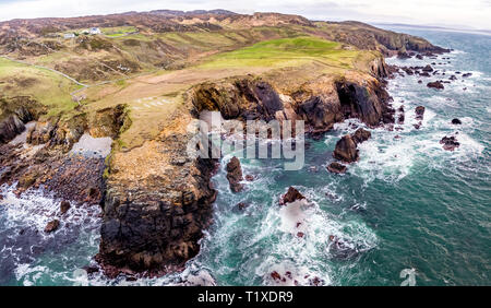 Vue aérienne de la Côte sauvage de l'Atlantique par Maghery, Dungloe - comté de Donegal - Irlande. Banque D'Images