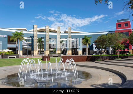 Cercle de la fontaine et l'entrée principale pour le Gateway Theatre of Shopping, Palm Boulevard, Umhlanga Ridge, Umhlanga, KwaZulu-Natal, Afrique du Sud Banque D'Images