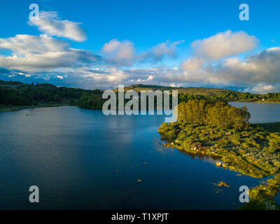 Une vue aérienne de lacs du Connemara à Nyanga, Zimbabwe. Banque D'Images