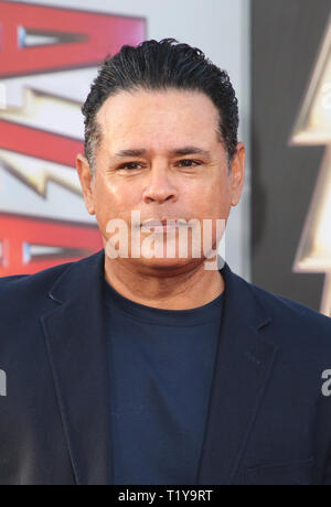 Hollywood 28 Mars : Raymond Cruz, arrive pour Warner Bros Pictures et New Line Cinema's World Premiere de 'SHAZM !' au théâtre chinois de Grauman le 28 mars 2019 à Hollywood. Credit : Faye Sadou/MediaPunch Banque D'Images