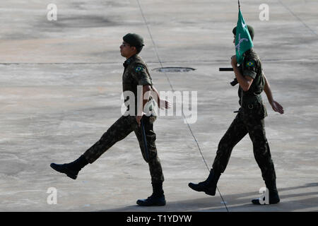 Brasilia, Brésil. Mar 29, 2019. DF - Brasilia - 03/29/2019 - Cérémonie de se rappeler le 55e anniversaire de l'armée du mouvement civique, 31 mars 1964 - Cérémonie pour évoquer le 55e anniversaire de l'armée du mouvement civique, le 31 mars 1964 au siège de l'armée brésilienne. Photo : Mateus Bonomi/AGIF : Crédit AGIF/Alamy Live News Banque D'Images