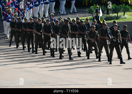 Brasilia, Brésil. Mar 29, 2019. DF - Brasilia - 03/29/2019 - Cérémonie de se rappeler le 55e anniversaire de l'armée du mouvement civique, 31 mars 1964 - Cérémonie pour évoquer le 55e anniversaire de l'armée du mouvement civique, le 31 mars 1964 au siège de l'armée brésilienne. Photo : Mateus Bonomi/AGIF : Crédit AGIF/Alamy Live News Banque D'Images