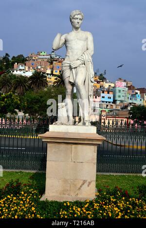 Rimac - Sagittaire statue - Parque de la Alameda, à Lima. Département de Lima au Pérou. Banque D'Images