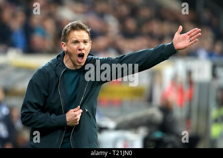 Hoffenheim, Allemagne. Mar 29, 2019. Julian Nagelsmann, entraîneur-chef d'Hoffenheim, réagit au cours du match de Bundesliga entre TSG 1899 Hoffenheim et Bayer 04 Leverkusen à Hoffenheim, Allemagne, le 29 mars 2019. Hoffenheim a gagné 4-1. Credit : Joachim Bywaletz/Xinhua/Alamy Live News Banque D'Images