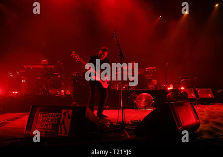 Au cours de l'exécution de colombes le Teenage Cancer Trust, Concert Royal Albert Hall, Londres. Banque D'Images