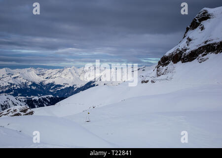 Station de ski de Flaine est située dans les Alpes, Haute Savoie, dans la région du Grand Massif. Sa base est d'environ 1500 mètres et son sommet à 2500 mètres, à Banque D'Images