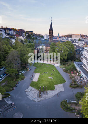 Allemagne, Wuppertal, Eberfeld, vue aérienne d'Deweerthscher Garten Banque D'Images