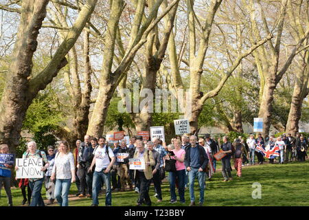 Quitter signifie quitter Rally le jour où le Royaume-Uni devait quitter l'UE - 29 mars 2019 Banque D'Images