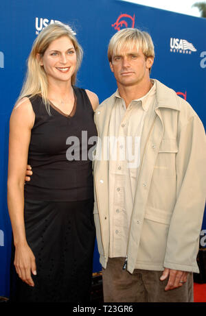 Gabrielle Reece et Laird Hamilton à la 3e Annual World Stunt Awards, qui a eu lieu à la Paramount Pictures Studios à Los Angeles, CA. L'événement a eu lieu le dimanche, Juin 1, 2003. Crédit photo :/ PictureLux Sthanlee B. Mirador Banque D'Images