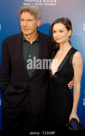 Harrison Ford & Calista Flockhart à la 3e Annual World Stunt Awards, qui a eu lieu à la Paramount Pictures Studios à Los Angeles, CA. L'événement a eu lieu le dimanche, Juin 1, 2003. Crédit photo :/ PictureLux Sthanlee B. Mirador Banque D'Images