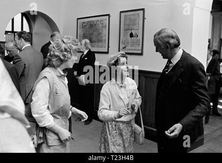 Dans le sens horaire (1986) Alison Steadman, Ann Way, Benjamin Benjamin Whitrow, Date : 1986 Banque D'Images