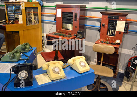 Voir l'historique de l'échange de téléphone connecté au standard téléphonique / Terre Exposition au Musée, Milton Keynes Buckinghamshire, Royaume-Uni Banque D'Images