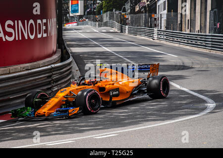 Monte Carlo / Monaco - 05/24/2018 - # 2 Stoffel Vandoorn (BEL) dans son papaya orange McLaren-Renault MCL33 pendant le jour de l'ouverture en avance sur la Banque D'Images