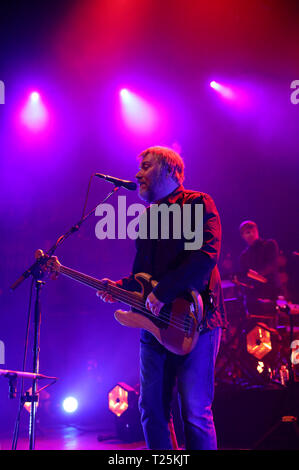 Au cours de l'exécution de colombes le Teenage Cancer Trust, Concert Royal Albert Hall, Londres. PRESS ASSOCIATION. Photo date : vendredi 29 mars, 2019. Voir PA story SHOWBIZ TCT. Crédit photo doit se lire : Isabel Infantes/PA Wire Banque D'Images