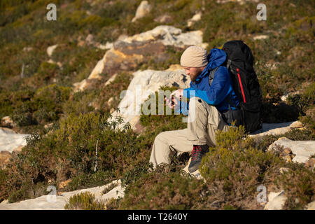 Spanien, Fuerteventura, Tarifa, Mann beim wandern, Wanderung Banque D'Images
