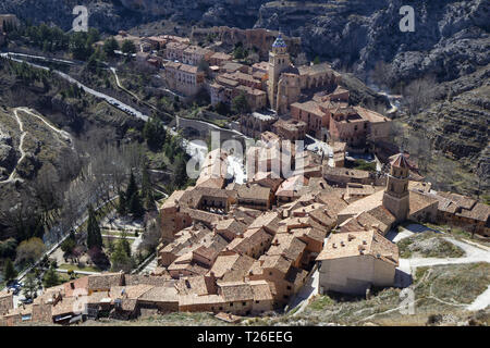 Vue sur la ville médiévale Albarracin, Teruel, Aragon, Espagne. Banque D'Images