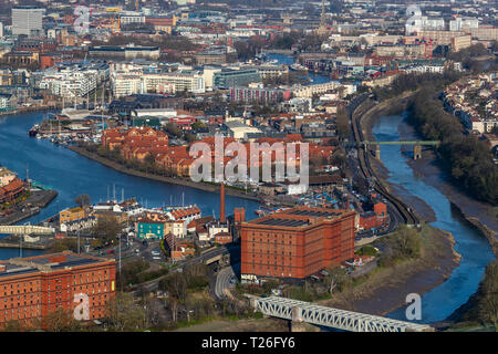 Western Harbour. A Bond et B Bond entrepôts, la rivière Avon et l'aménagement de la propriété de la ville. Bristol de l'air. Banque D'Images