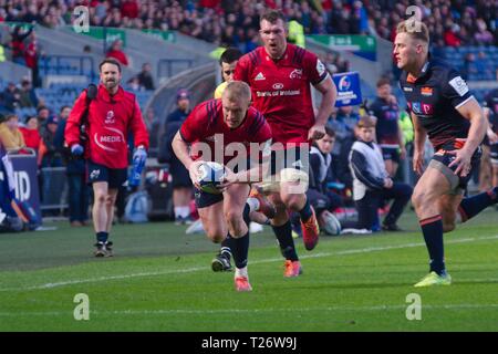 Édimbourg, Écosse, 30 mars 2019. Keith Earls marquant un essai pour Munster Rugby contre Edinburgh Rugby en quart de finale de la Heineken Cup Champions BT au stade de Murrayfield, Edinburgh. Crédit : Colin Edwards/Alamy Live News Banque D'Images