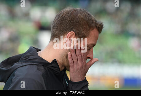 Brême, Allemagne. 30Th Mar, 2019. Soccer : Bundesliga, le Werder Brême - FSV Mainz 05, 27e journée. Kohfeldt Werder Florian formateur lors de l'entrevue. Credit : Carmen Jaspersen/DPA - NOTE IMPORTANTE : en conformité avec les exigences de la DFL Deutsche Fußball Liga ou la DFB Deutscher Fußball-Bund, il est interdit d'utiliser ou avoir utilisé des photographies prises dans le stade et/ou la correspondance dans la séquence sous forme d'images et/ou vidéo-comme des séquences de photos./dpa/Alamy Live News Banque D'Images