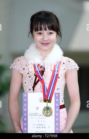 Kyoto, Japon. 30Th Mar, 2019. Sara Honda, 30 mars 2019 - Patinage Artistique : Tous les novices du Kansai de patinage artistique 2019 Novice A1 Women's patinage libre Cérémonie de remise des prix à Kyoto, Japon. Credit : Naoki Nishimura/AFLO SPORT/Alamy Live News Banque D'Images