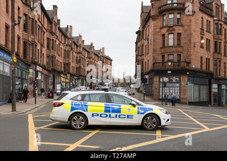 Voiture de police dans le centre-ville de Glasgow, Écosse, Royaume-Uni Banque D'Images