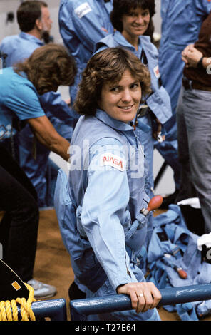 (2 septembre 1984) --- L'astronaute Kathryn D. Sullivan, spécialiste de mission 41-G Banque D'Images