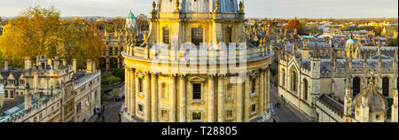 Une vue de Radcliffe Camera à Oxford en Angleterre Banque D'Images