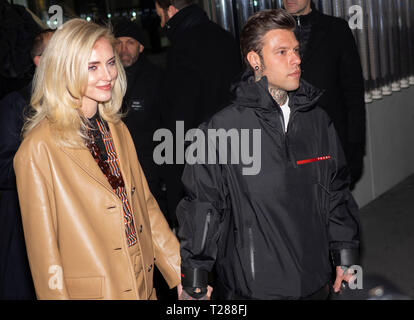 13 janvier 2019 Milan, Italie : Chiara Ferragni et Fedez avant Prada fashion show MFW 2019 homme automne/hiver Banque D'Images