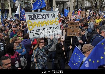 Londres, Royaume-Uni, 23 mars 2019. Un million de personnes estimé contre mars Brexit et à l'appui d'un second référendum sur l'adhésion à l'UE Banque D'Images