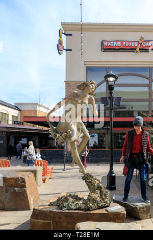 Tigard, Oregon - Mars 17, 2019 : Bridgeport Village, un centre commercial dans la ville de Tigard Banque D'Images