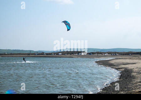 Kite,kite surf,Ynyslas,plage,Dovey Dyfi,et de l'estuaire de la rivière,plage,côtes,côtières,sands,nord,de,Aberystwyth, Ceredigion, West Wales,Mid Wales Wales,,Welsh Banque D'Images