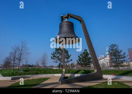 La cloche retenti dans le Londres 2012 Cérémonie d ouverture dans le Queen Elizabeth Olympic Park de Londres, Angleterre, Royaume-Uni, Europe. 2019. Banque D'Images