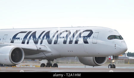 Sur la piste d'Airbus de Finnair à Helsinki - Vantaa airport. 16.06.2018 Vantaa, Finlande Banque D'Images