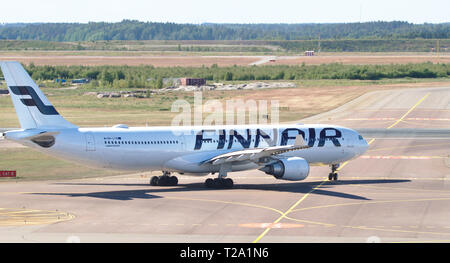 Les avions, Airbus A330-300 sur piste à Helsinki - Vantaa airport. 16.06.2018 Vantaa, Finlande Banque D'Images