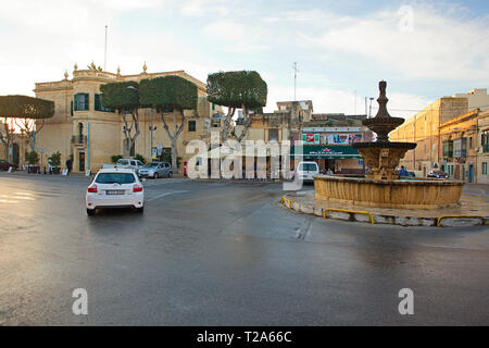 Place Saint François (Pjazza San Franguisk), Gozo, Malte Banque D'Images