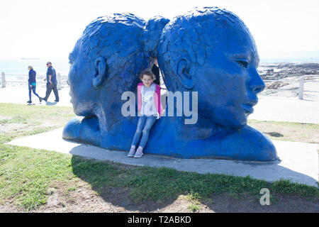 Par artiste Morphous Lionel Smit le long de la promenade de Mouille Point Banque D'Images