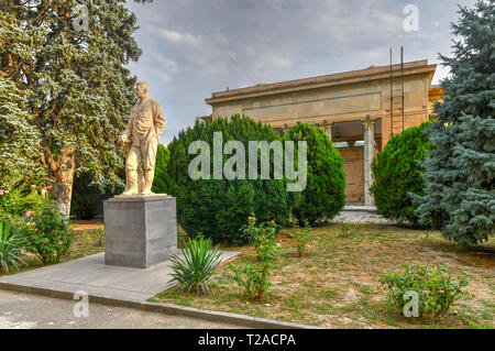 Sculpture de Joseph Staline à l'extérieur de sa maison et musée de Gori - la patrie de Staline, dans la région de Shida Kartli, Gori, en Géorgie, de l'Eurasie. Banque D'Images