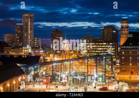 Cityscape at night à Malmo, Suède Banque D'Images