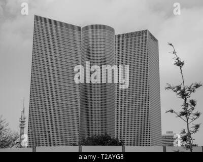 Les tours Azrieli. Face en verre moderne, les immeubles de grande hauteur à Tel Aviv, Israël Banque D'Images