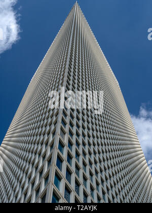 Les tours Azrieli. Face en verre moderne, les immeubles de grande hauteur à Tel Aviv, Israël Banque D'Images